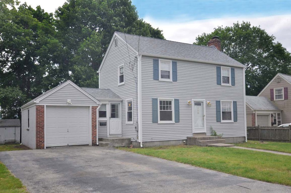 158 Massasoit Dr, Warwick, RI 02888 - photo 1