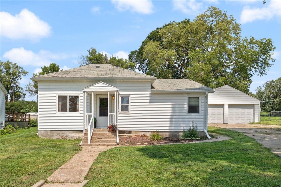 103 Elm St, Neola, IA 51559