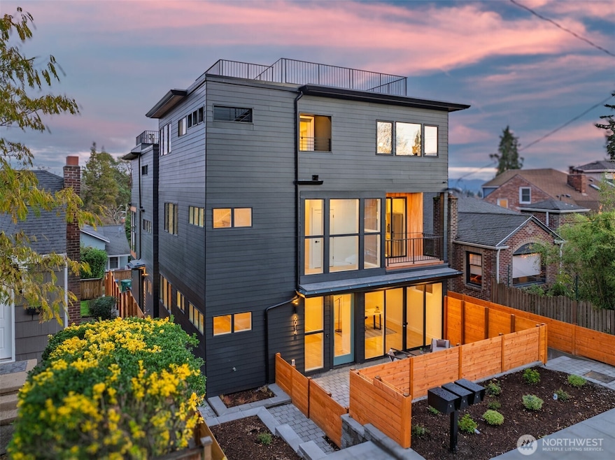 6014 35th Ave NE, Seattle, WA 98115 - photo 1