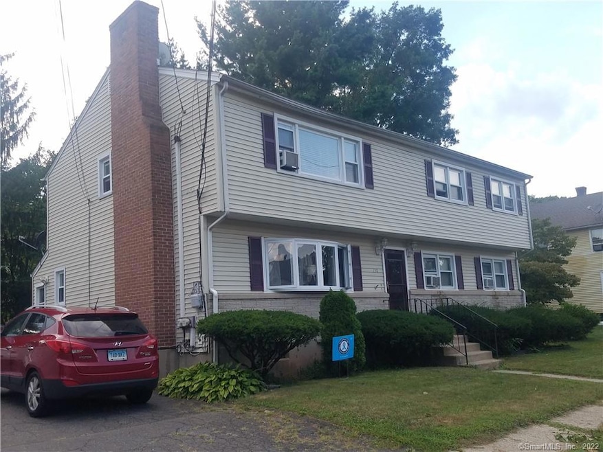 130 Hemlock St, West Haven, CT 06516 - photo 1