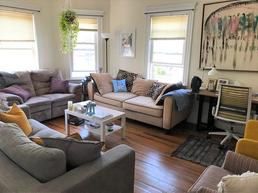 10 E Milton Rd unit 2, Brookline, MA 02445 - photo 1