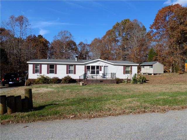 Very nice curb appeal