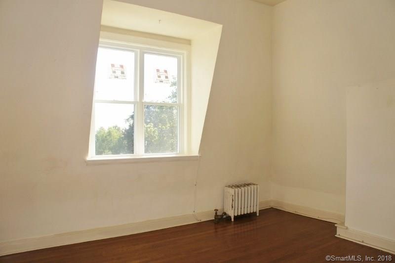 218 Flax Hill Rd unit 7, Norwalk, CT 06854 - photo 1