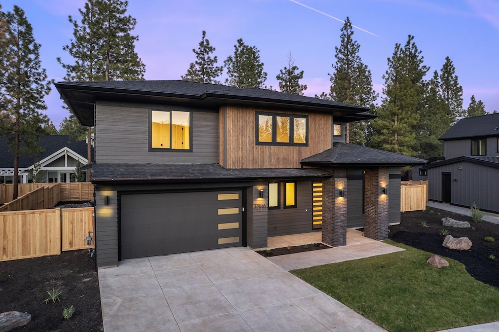 2024_05_15_62580_nw_woodsman_ct_twilight