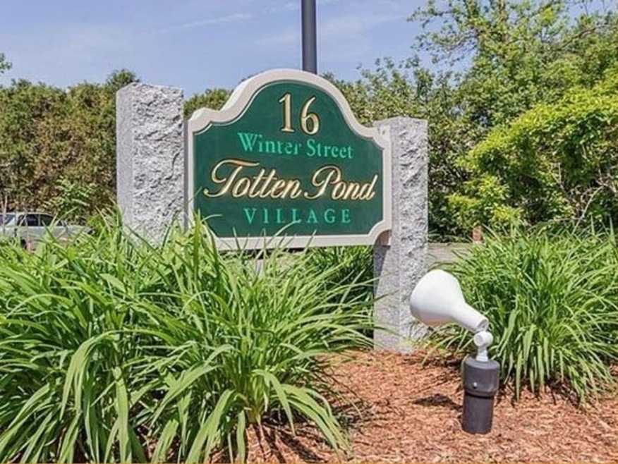 Totten Pond Village unit 22A, Waltham, MA 02451 - photo 1