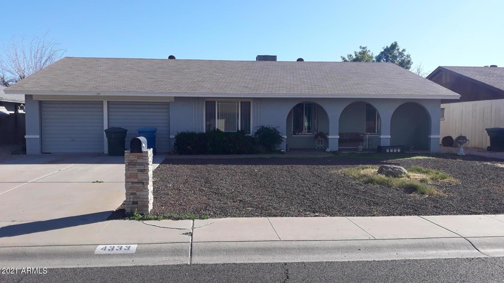 Desert Cove - Front