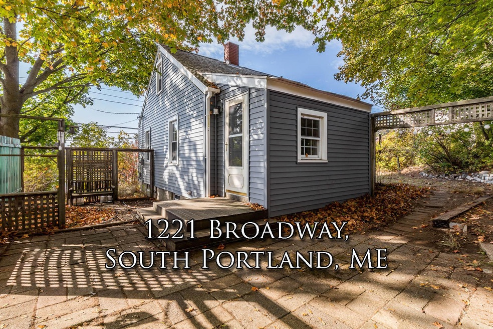 1221 Broadway, South Portland, ME 04106 - photo 1
