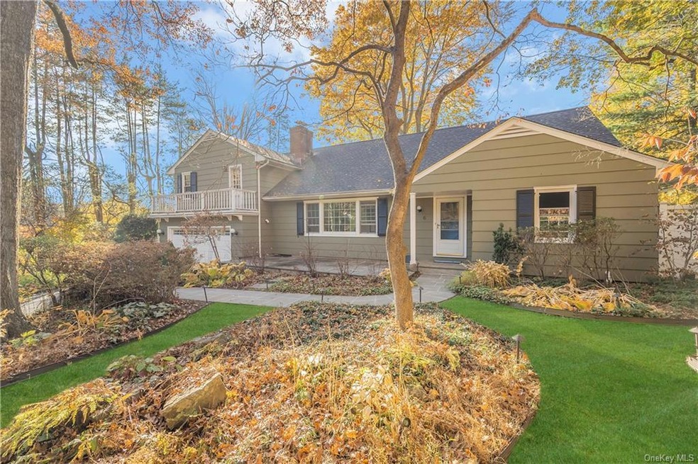 6 Greenmeadow Rd, Pleasantville, NY 10570 - photo 1