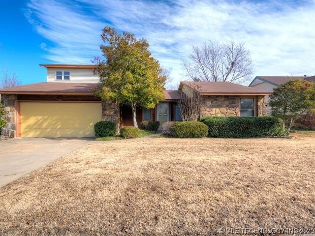 3101 S Poplar Ave, Broken Arrow, OK 74012 - photo 1