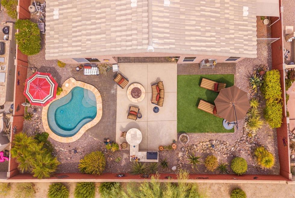 17789 W Desert View Ln - Estrella