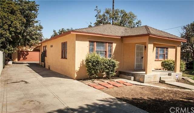 Air conditioning AND Evap.  Huge 16,000 sf lot.  P