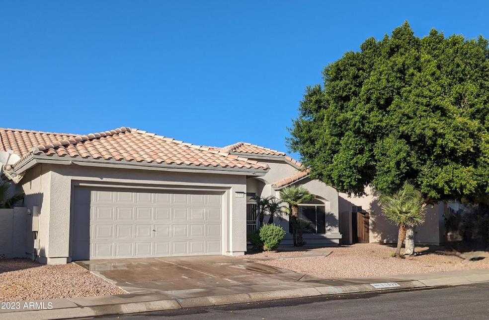 11532 W Clover Way, Avondale, AZ 85392 - photo 1