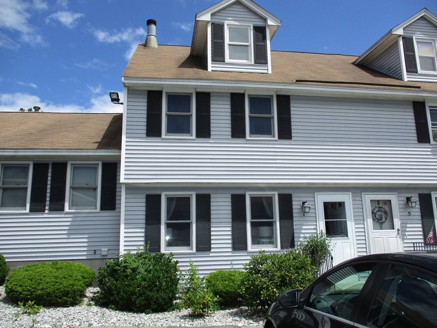 315 Broadway Rd unit 4, Dracut, MA 01826 - photo 1