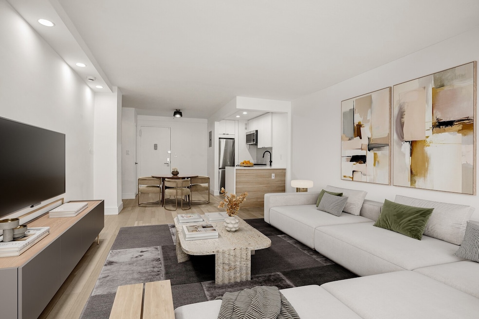 Pending $749,000 • Co-Listing Agent