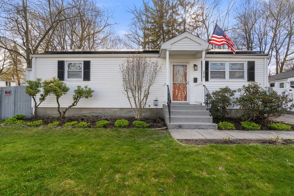 278 Saint Nicholas Ave, Worcester, MA 01606 - photo 1