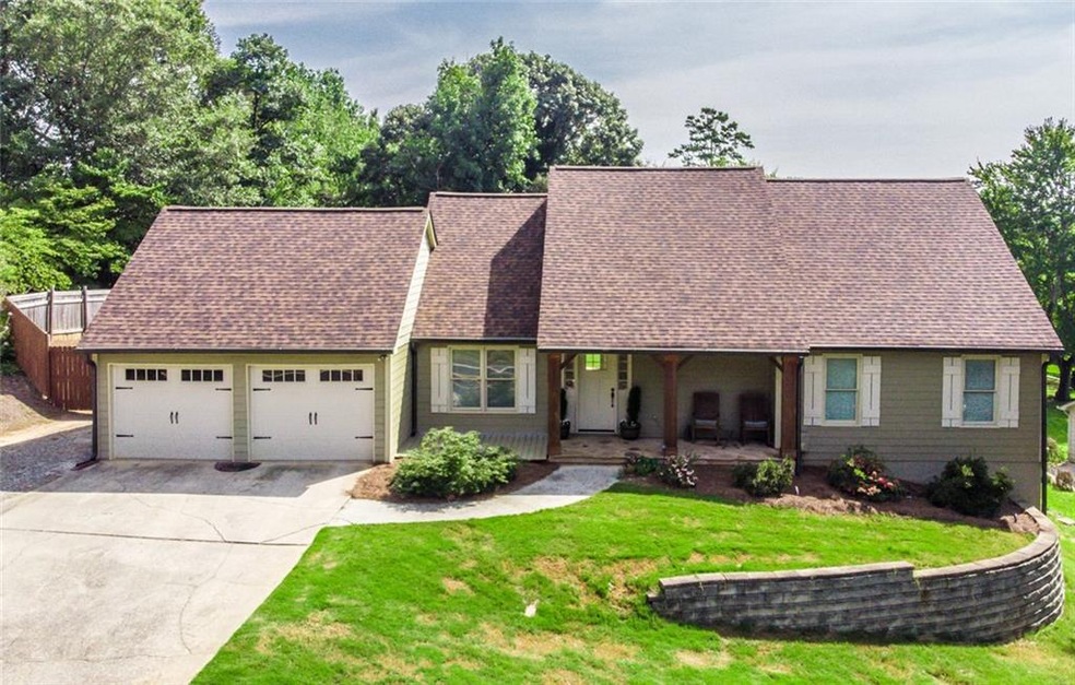 Incredible East Cobb ranch with beautiful big back