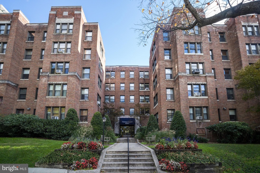 Tilden Court unit 404, Washington, DC 20008 - photo 1