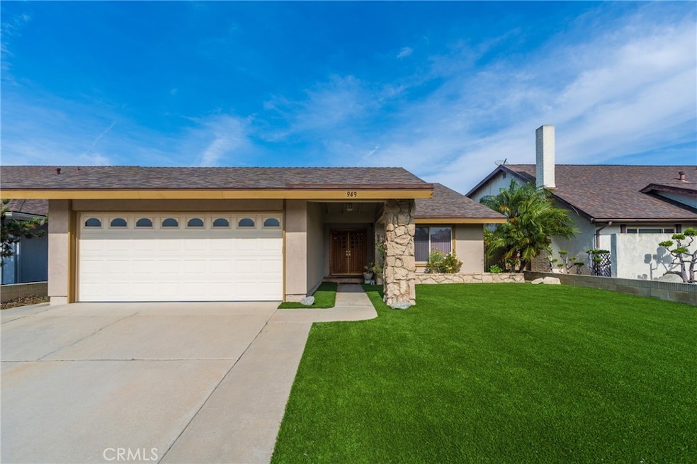 949 Fernrest Dr, Harbor City, CA 90710 - photo 1