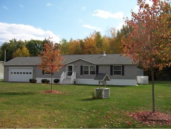 30 Holly Cir, North Hampton, NH 03862 - photo 1