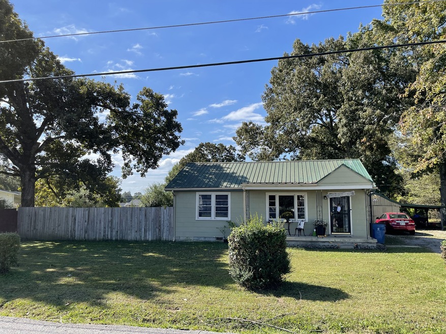 1600 Summer St, Manchester, TN 37355 - photo 1