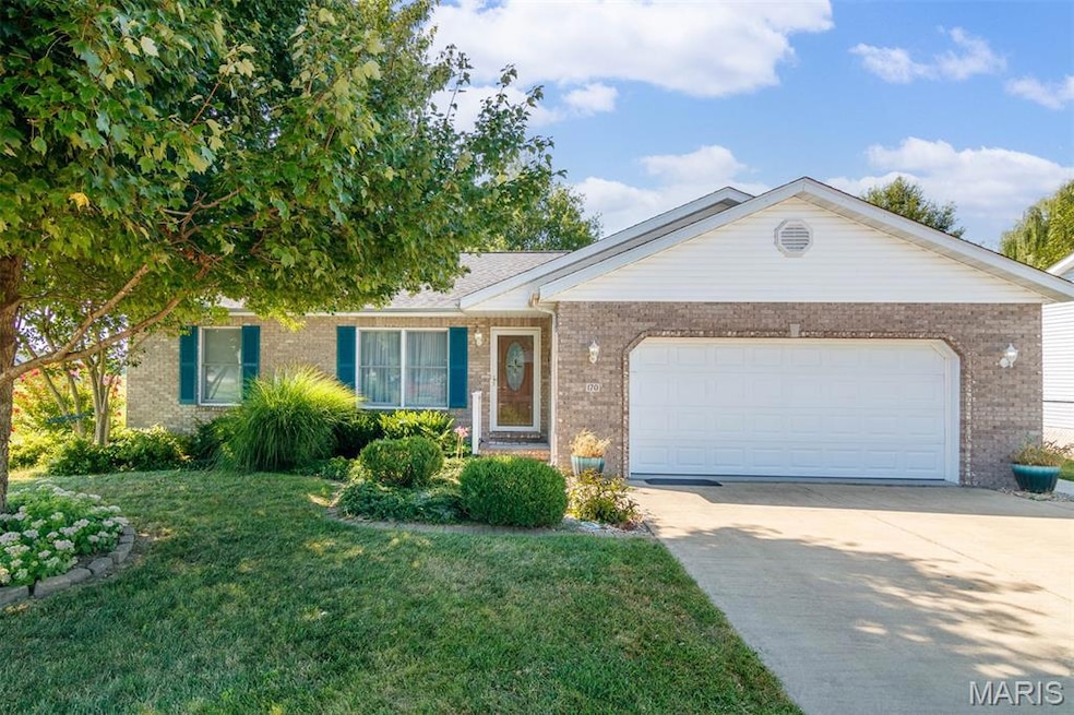 Sold $300,000 • Co-Listing Agent