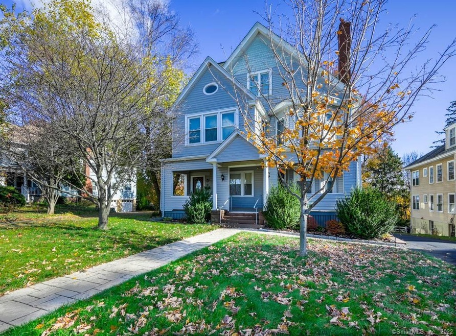 92 Whiting Ln, West Hartford, CT 06119 - photo 1