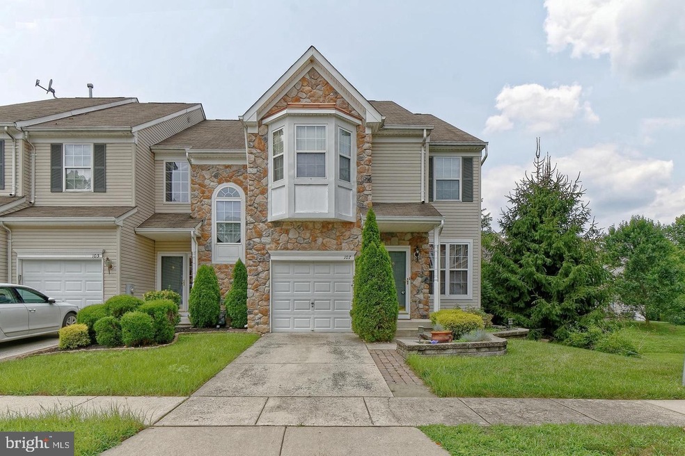 107 Braddock Ln, Woodbury, NJ 08096 - photo 1