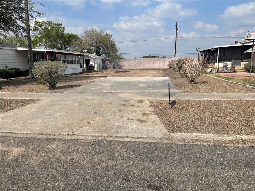 440 Northcutt Dr, Alamo, TX 78516 - photo 1