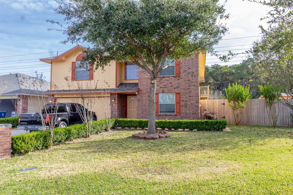 7703 Cloverlake Ct, Houston, TX 77040 - photo 1