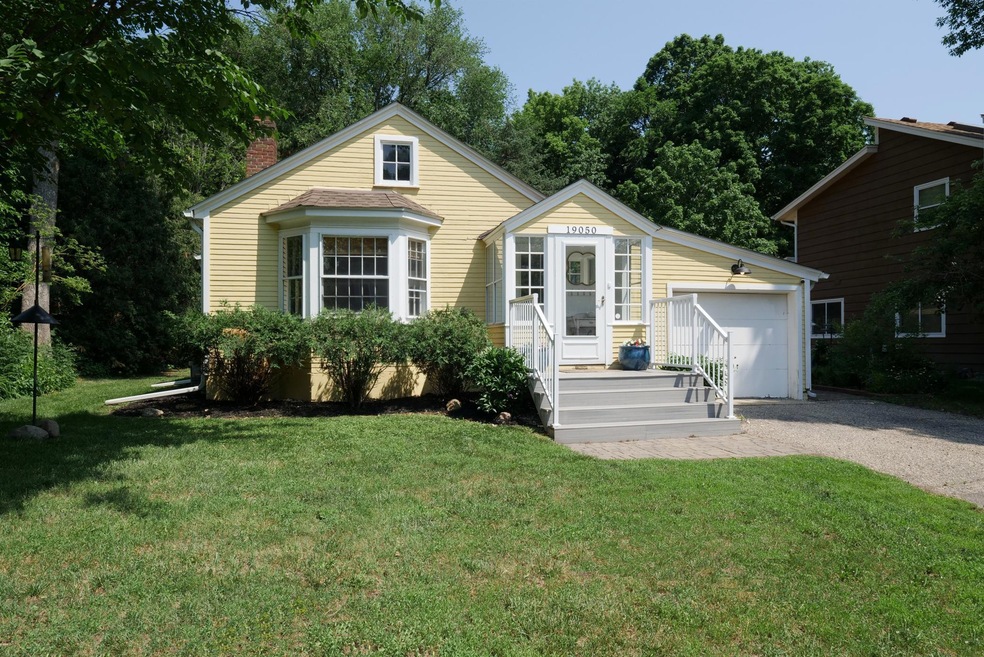 19050 Easton Rd, Wayzata, MN 55391 - photo 1