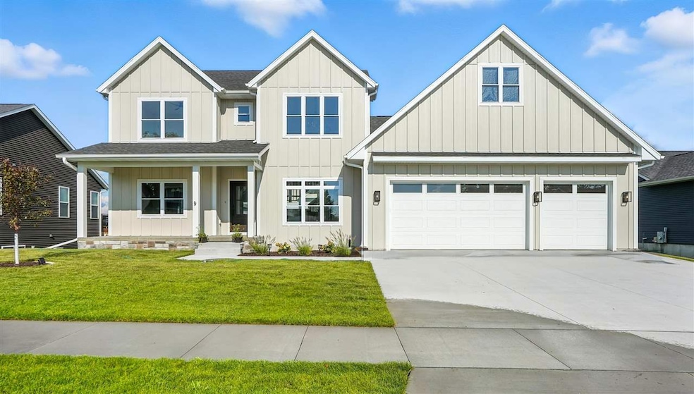 1700 Green Oak Pass, Tiffin, IA 52340 - photo 1