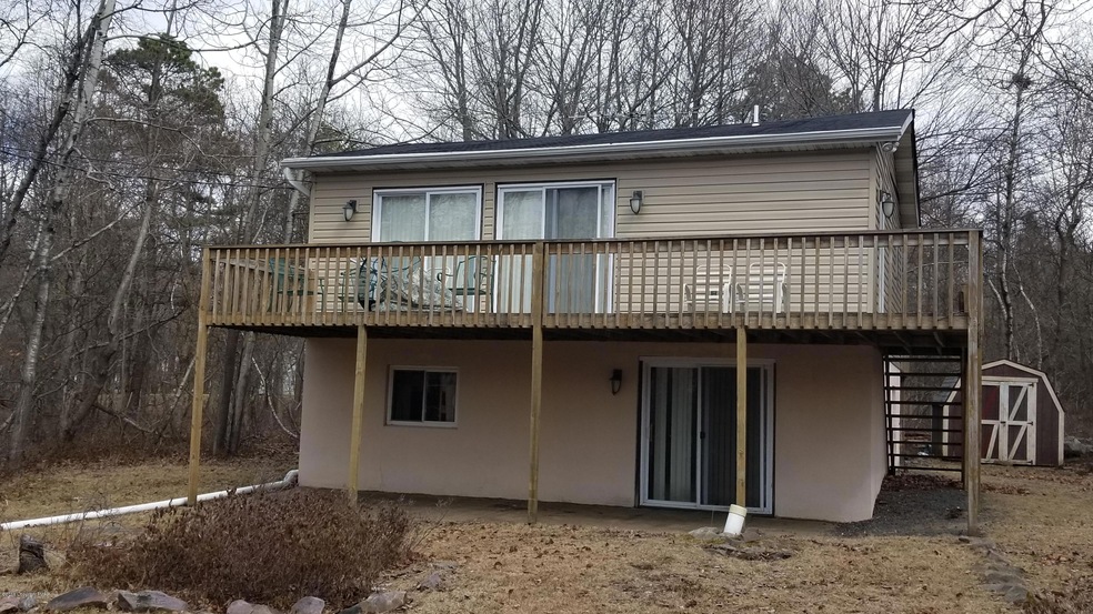 375 Brier Crest Rd, Blakeslee, PA 18610 - photo 1