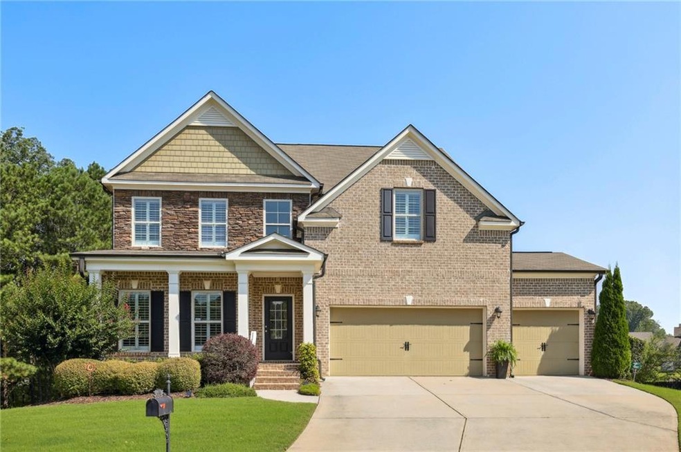Front Porch, 3 Car Garage, Full Unfinished Basemen
