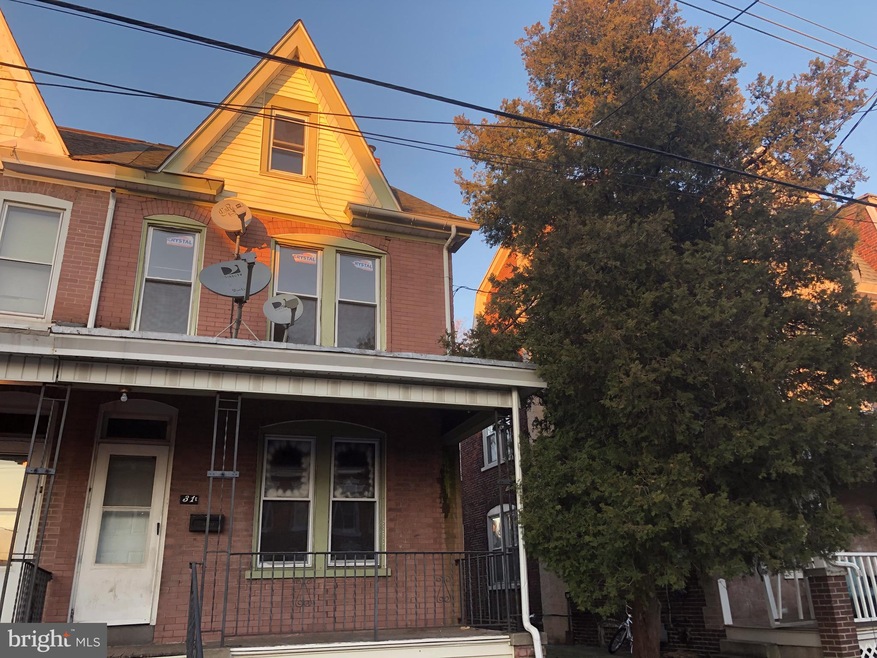 31 E 2nd St, Pottstown, PA 19464 - photo 1