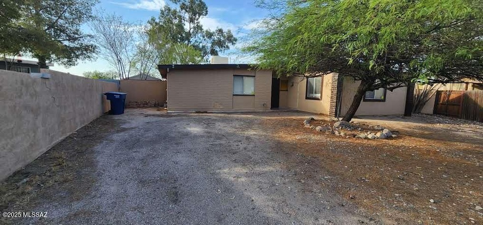 6932 E 39th St, Tucson, AZ 85730 - photo 1
