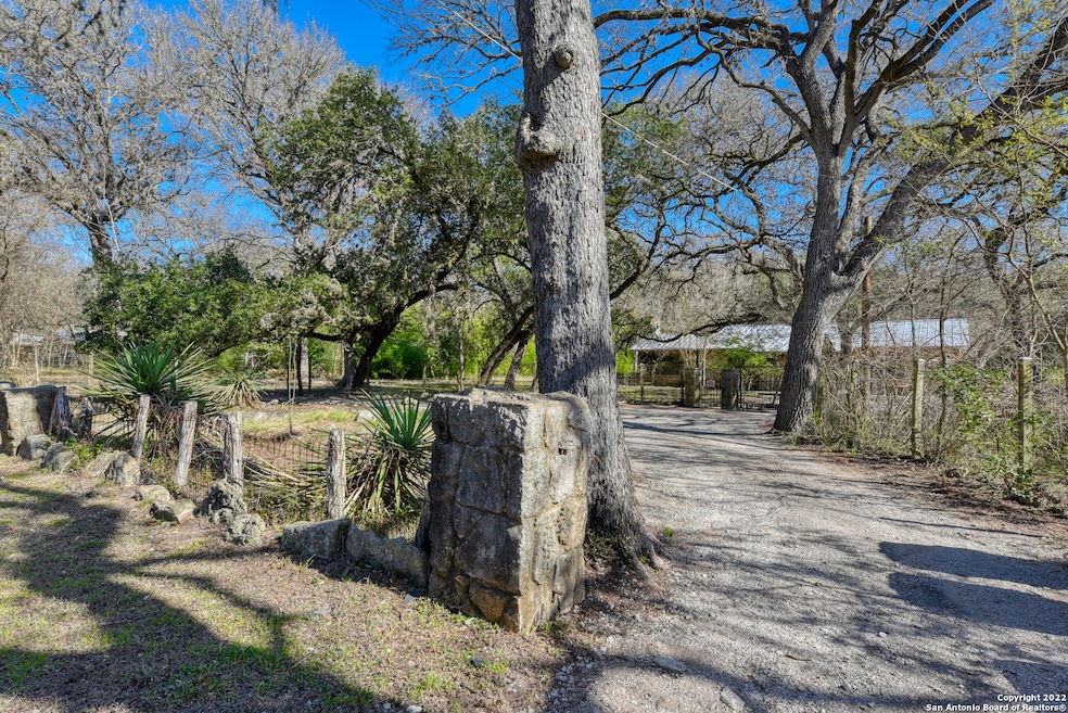 19002 Scenic Loop Rd, Helotes, TX 78023 - photo 1