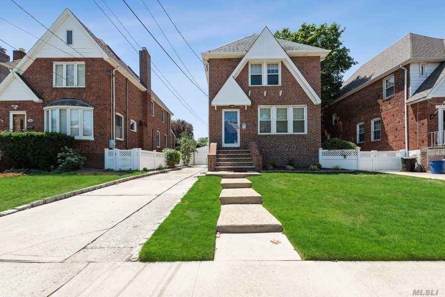 92 Charing Cross, Lynbrook, NY 11563 - photo 1