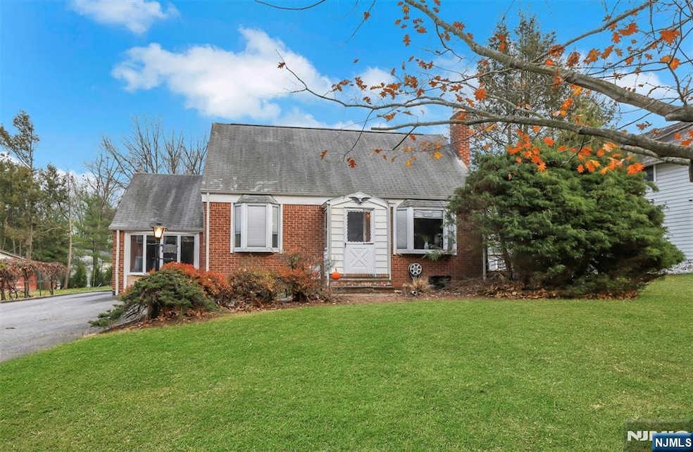 181 West St, Closter, NJ 07624 - photo 1