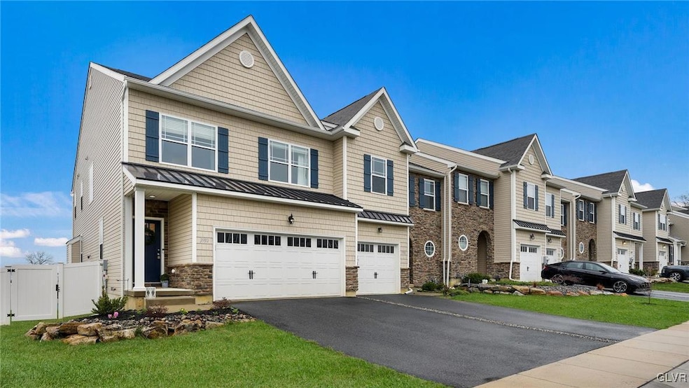 3992 Mink Rd, Emmaus, PA 18049 - photo 1