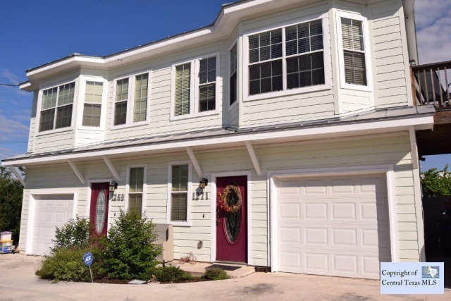 1269 E Common St unit 1271, New Braunfels, TX 78130 - photo 1