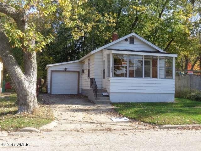 609 N 11th St, Niles, MI 49120 - photo 1