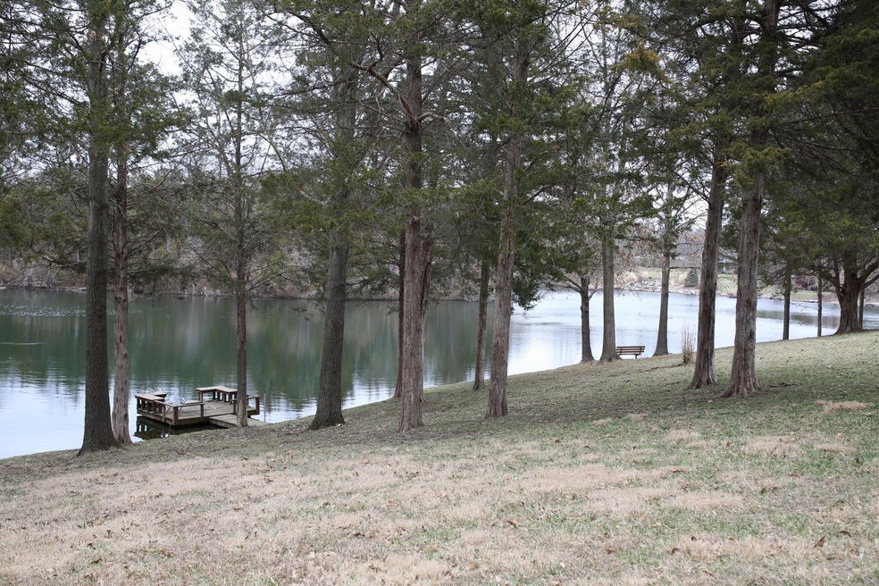 Gorgeous Lake Lot