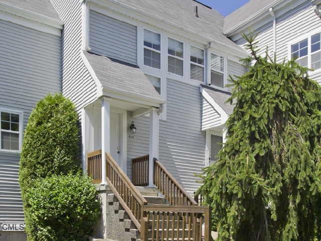 404 Foxboro Dr unit 404, Norwalk, CT 06851 - photo 1