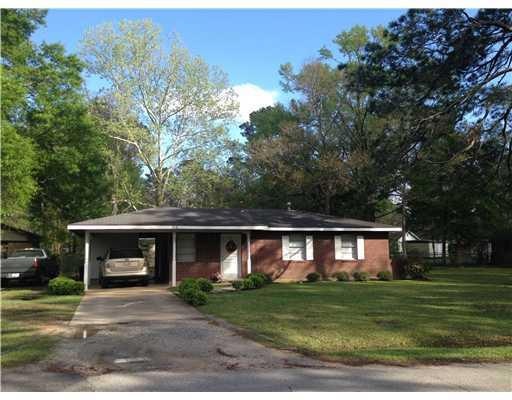 308 Forest Ave, Pineville, LA 71360 - photo 1