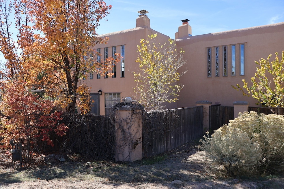 3079 Plaza Blanca unit Paloma Plaza, Santa Fe, NM 87507 - photo 1