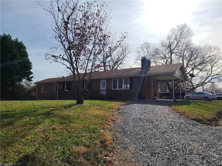 5873 High Pine Church Rd, Asheboro, NC 27205 - photo 1