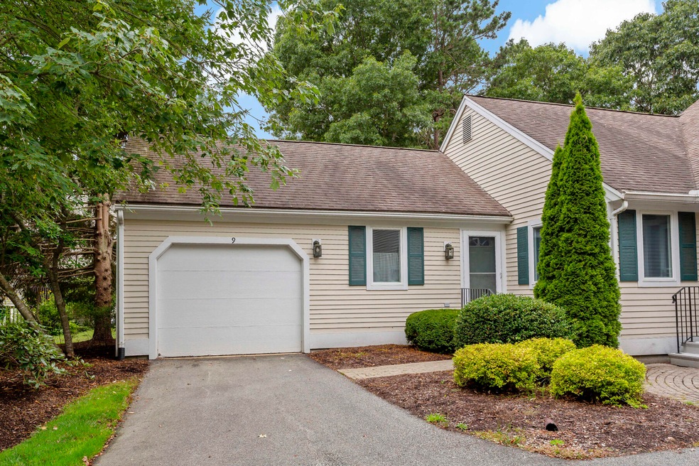9 Friendship Ct, Mashpee, MA 02649 - photo 1