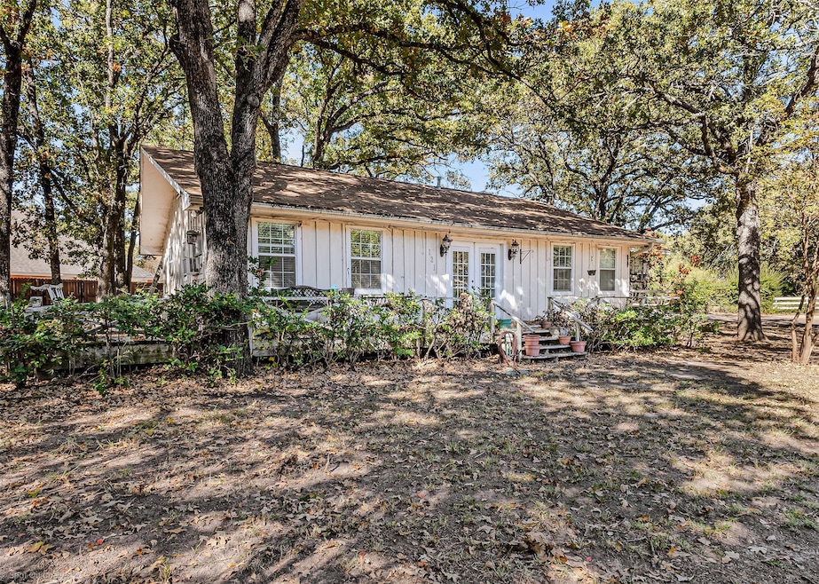 121 Pollyanna Dr, Gun Barrel City, TX 75156 - photo 1