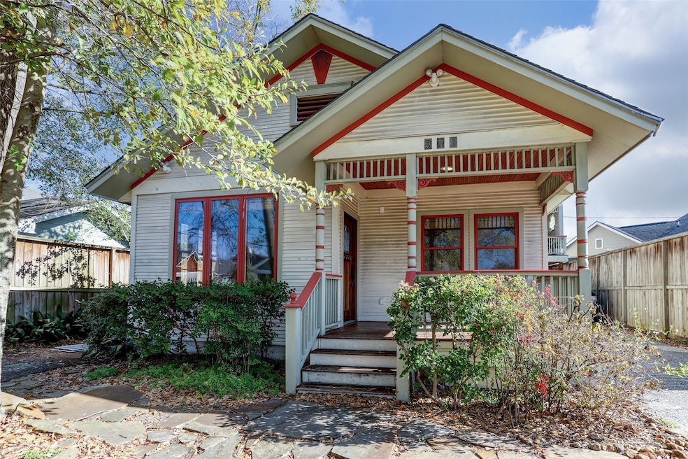 506 Vincent St, Houston, TX 77009 - photo 1