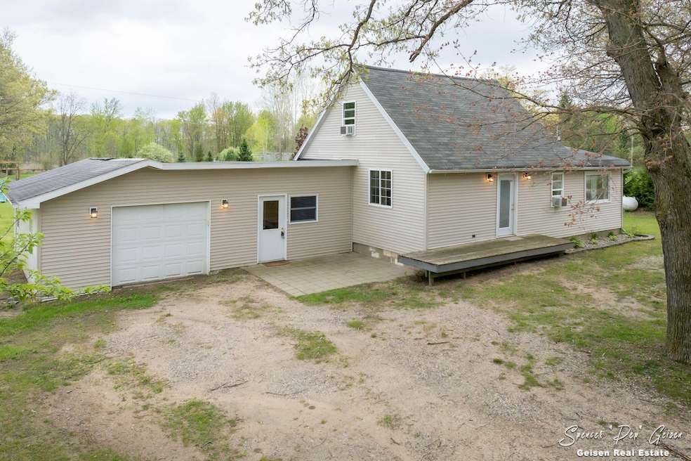 1-web-or-mls-1739-youngs-rd